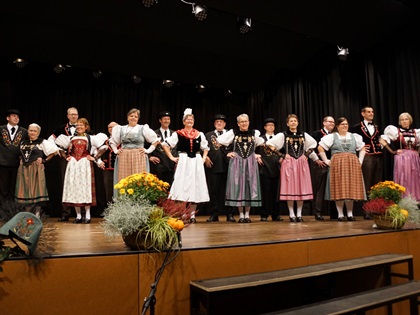 Die Trachtentanzgruppen Entlebuch und Schüpfheim