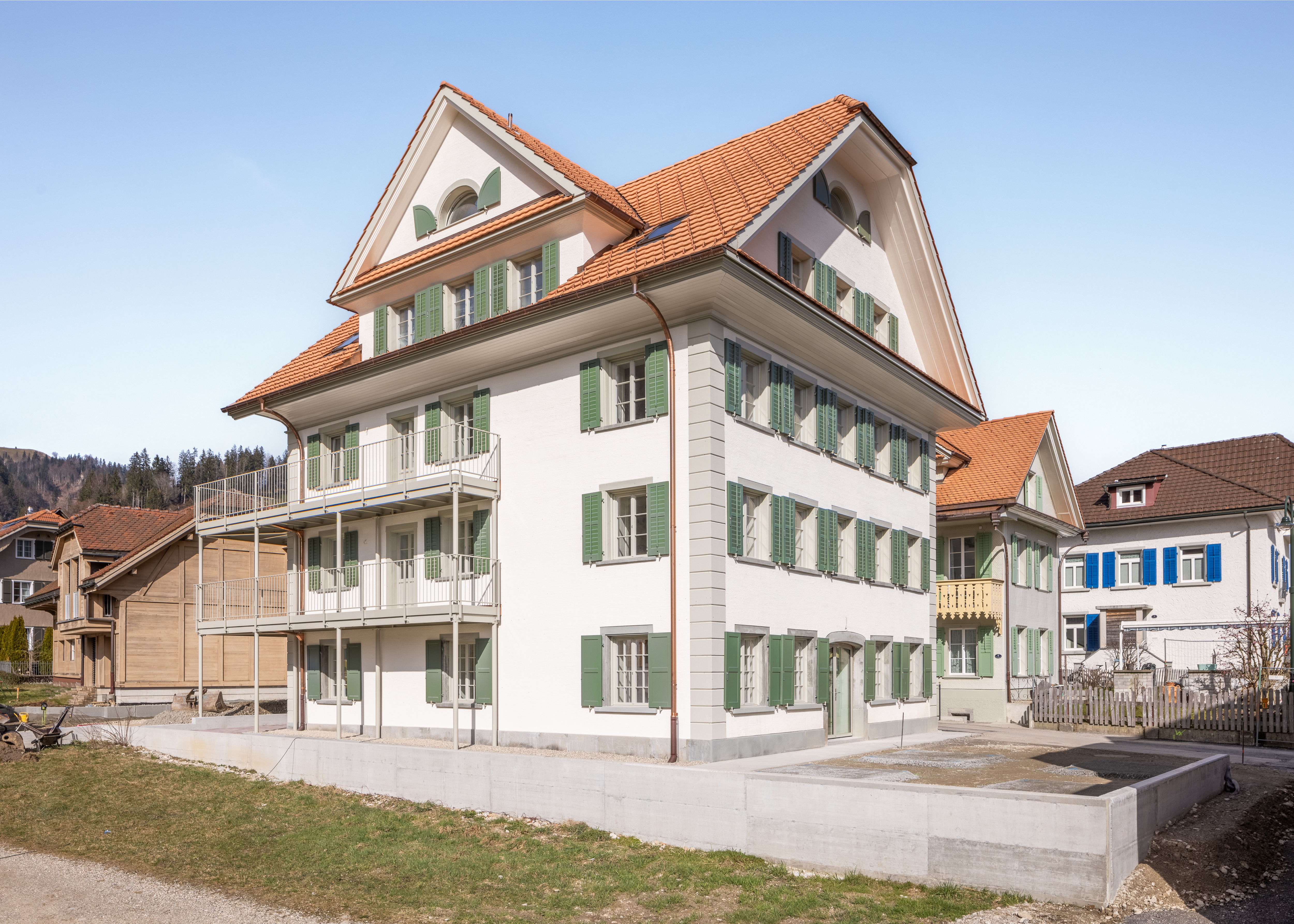 Ehemalige alte Schmitte in Escholzmatt an der Schmiedgasse 5. Bild des Gebäudes nach Gesamtrenovation